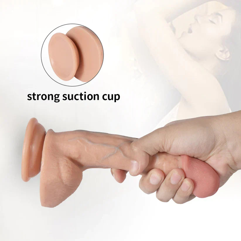 Szeroka przyssawka realistycznego dildo