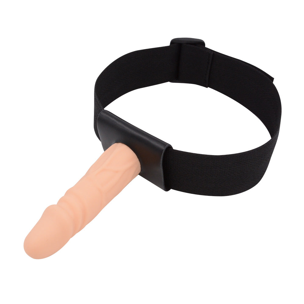 Dłuższe cieliste dildo na uprzęży