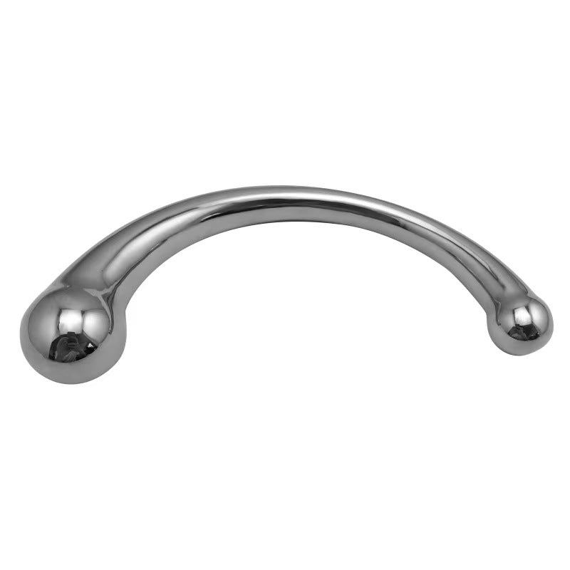 Dwie kuliste końcówki metalowego dildo