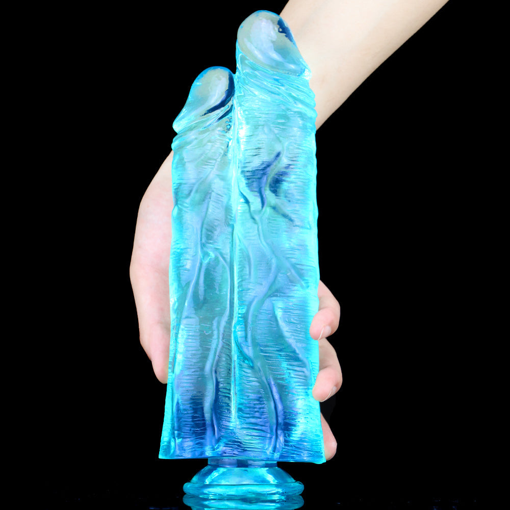 Elastyczne podwójne dildo trzymane w dłoni