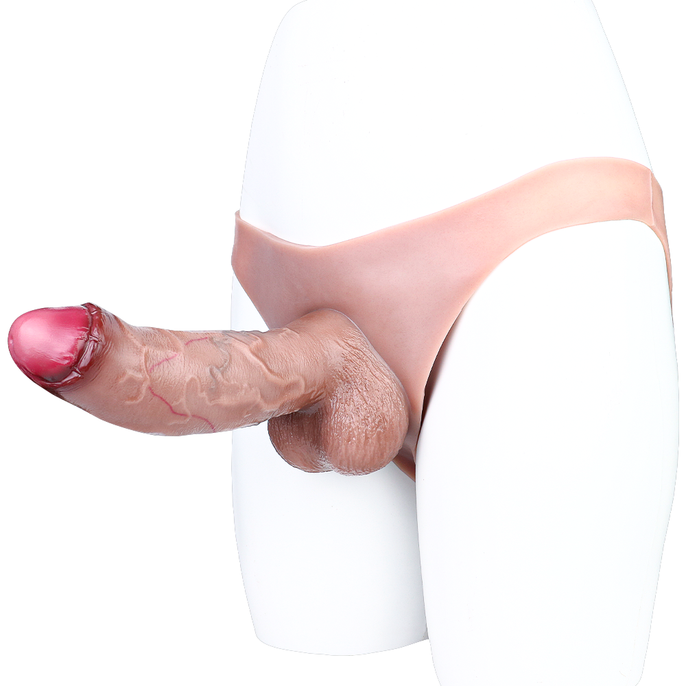 Dopasowanie majtek z dildo do ciała
